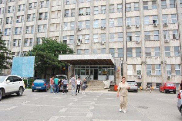 Spitalul Judeţean are din nou apă caldă!